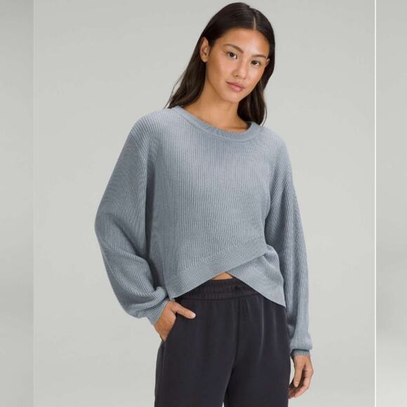 lululemon athletica Blue Chambray Reversible Crossover Ribbed Sweater Size 6 - Picture 1 of 12